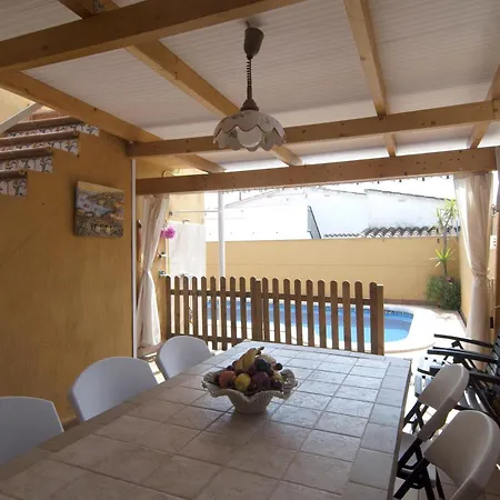 Casa Tranquila Con Piscina Privada Cerca De La Playa - Hisp-7-40 *